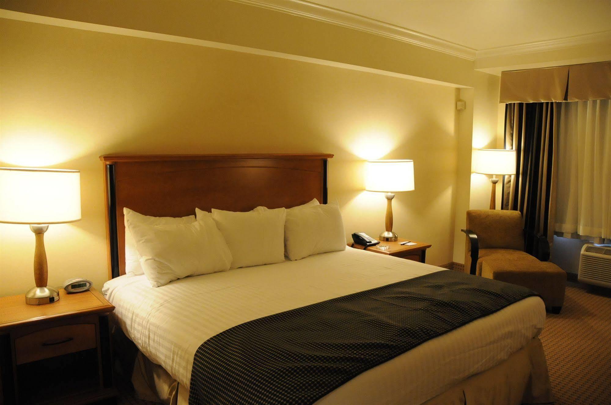Hollywood Casino Lawrenceburg Hotel ภายนอก รูปภาพ