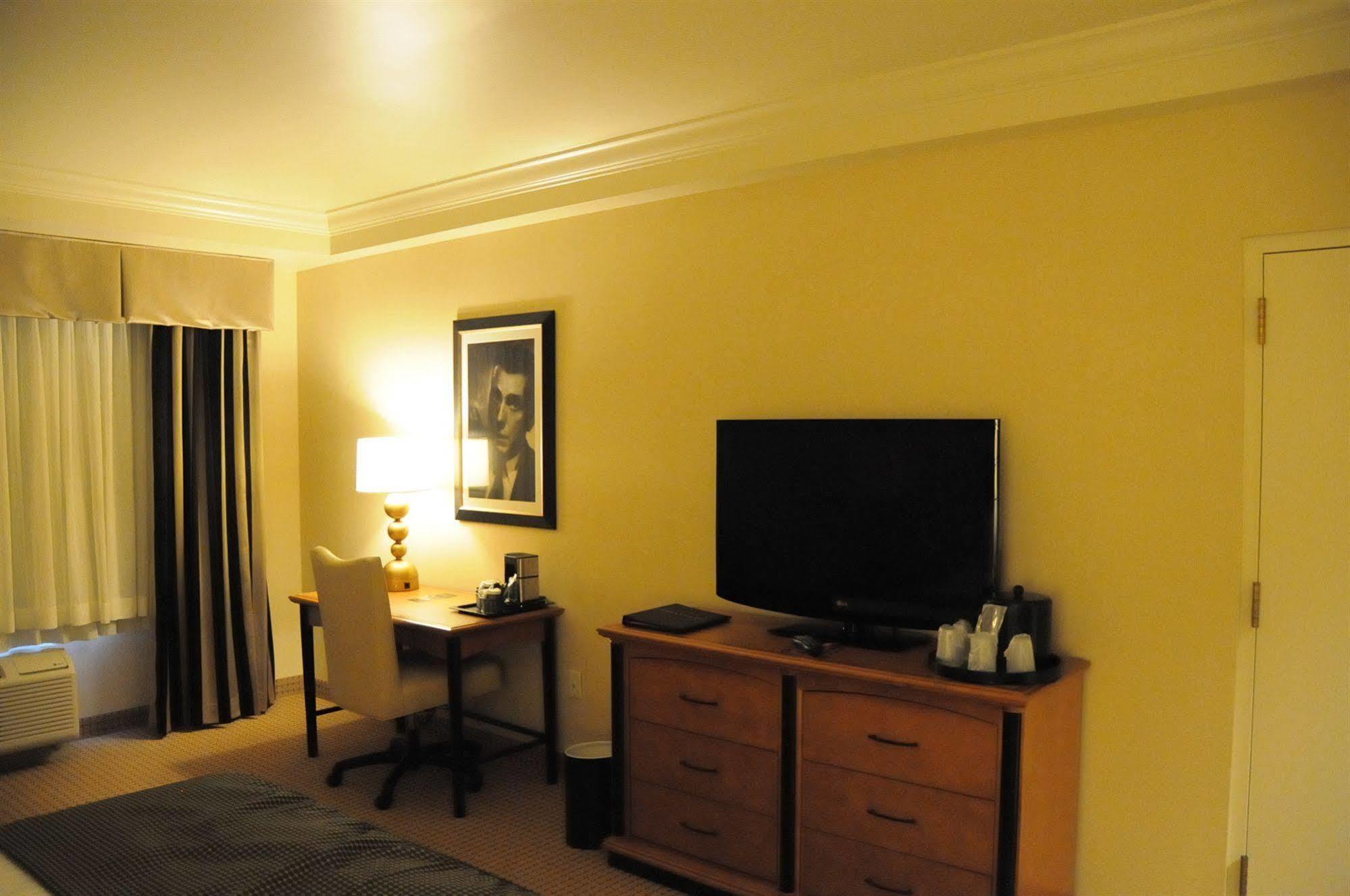 Hollywood Casino Lawrenceburg Hotel ภายนอก รูปภาพ
